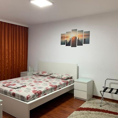 Ana Center Apartment กาลาจิ ภายนอก รูปภาพ